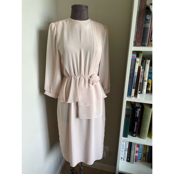 Vintage Nude Dress w Feminine Detailing - Picture 1 of 10